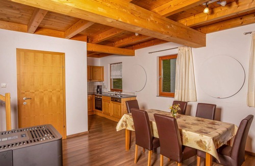 Eben im Pongau House | Nice apartment in villa for 12 guests with WIFI, TV and terrace