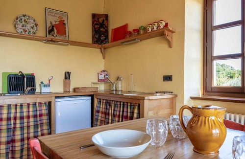 Cortemilia Apartment | Nice apartment for 18 guests with pool, WIFI, patio and pets allowed