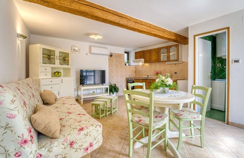 Rukavac Apartment | Nice apartment for 3 guests with WIFI, A/C and TV