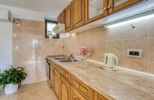 Rukavac Apartment | Nice apartment for 3 guests with WIFI, A/C and TV