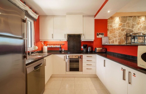 Cala Romantica Apartment | Nice apartment for 6 guests with pool, A/C, hot tub, TV and terrace