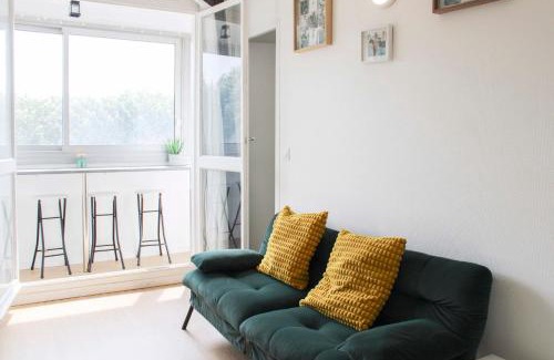 L'Ile-Saint-Denis Apartment | Nice apartment with balcony and view
