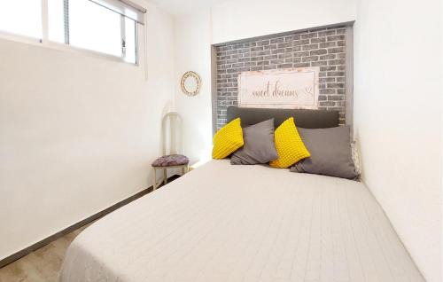 Playa Pobla de Farnals Apartment | Nice Apartment In Puebla De Farnals