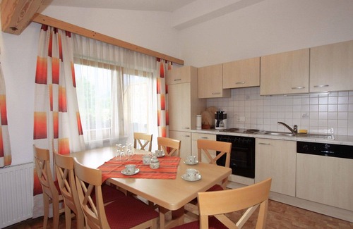 Kapfing Villa | Nice apartment in villa for 7 guests with WIFI, TV, terrace, pets allowed and panoramic view