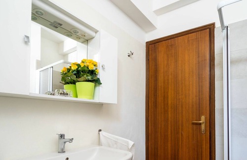 Carciano House | Nice apartment in villa for 4 people with WIFI, TV, patio, pets allowed and parking