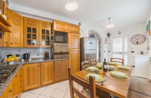 Stazzema Apartment | Nice apartment for 6 people with WIFI, TV, terrace and pets allowed