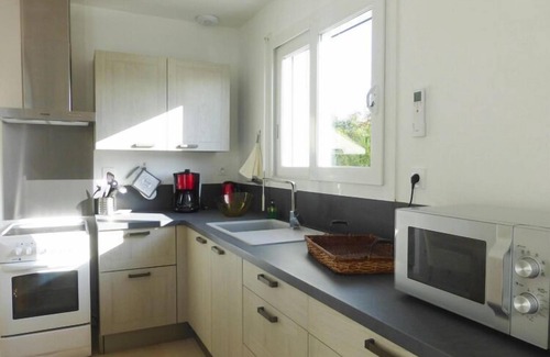 Arpaillargues-et-Aureillac House | Nice holiday home with private terrace, Arpaillargues-et-Aureillac