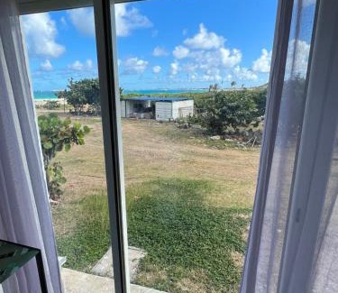 Cul de Sac Apartment | Nice front beach apartment 4108 at Mont Vernon Residence