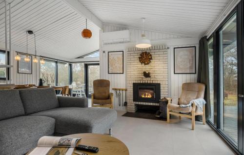 Faarevejle House | Nice Home In Fårevejle With Wifi