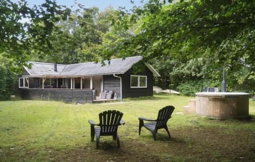 Bork Havn House | Nice Home In Hemmet With Kitchen