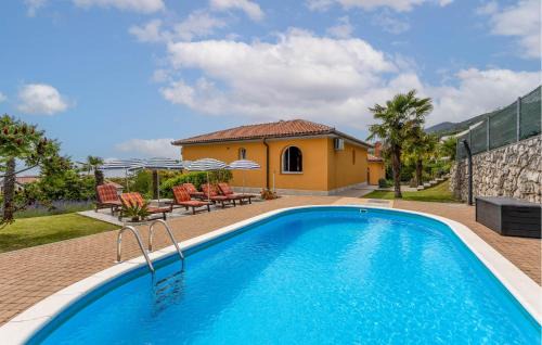 Opric House | Nice Home In Opric With Wifi