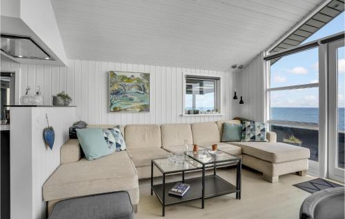 Hasmark Strand House | Nice Home In Otterup With Kitchen