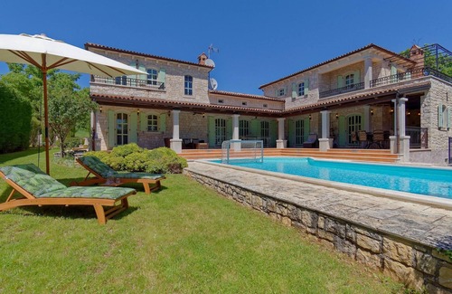 Barat House | Nice home in Porec with sauna