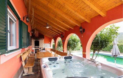 Prapatnica House | Nice Home In Prapatnica- Seget