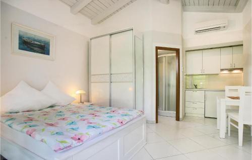 Stinjan House | Nice Home In Pula With Wifi