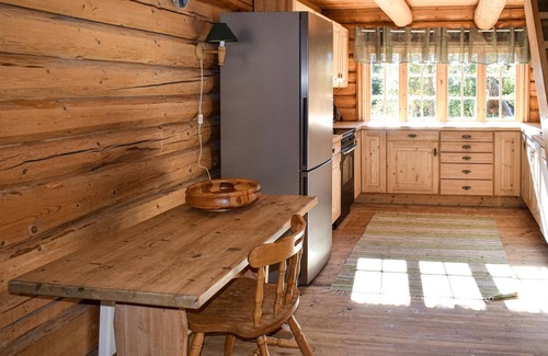 Rauland House | Nice home in Rauland with sauna