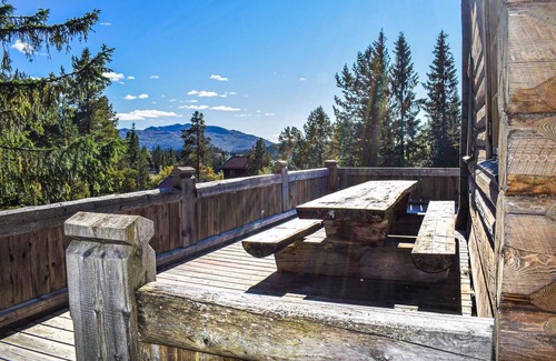 Rauland House | Nice home in Rauland with sauna