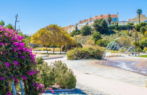 Torrevieja House | Nice house with tennis court,sports and playground