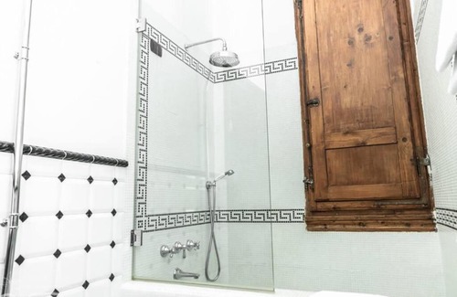 Isolotto Apartment | Nice portion of property By Villa Il Mosaico