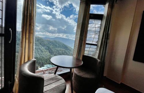 Shimla Bed & Breakfast | Nice View Premium Bnb