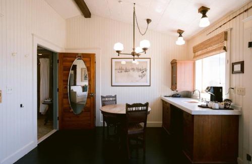 Nicks Cove Hotel | Nick's Cove