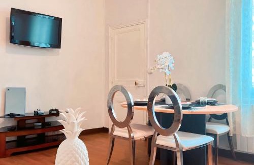 Saumur Apartment | Nickson & Dido Appartement lumineux à Saumur 5 min du centre-ville