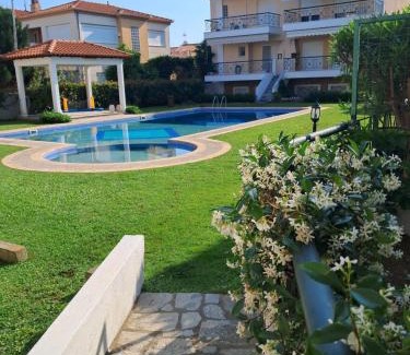 Kriopigi House | Nikoleta Summer Glow
