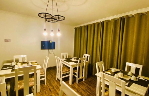 Entebbe Hotel | Nimaro Courts