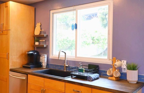 Loma Portal House | NIPOMA|3BRHomew/OutdoorDining&Relaxing