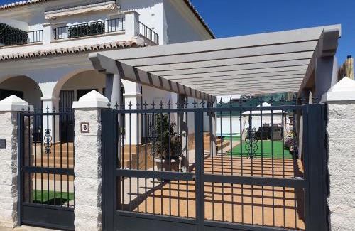 Velez-Malaga House | NIZA BEACH NIGHT AND DAY