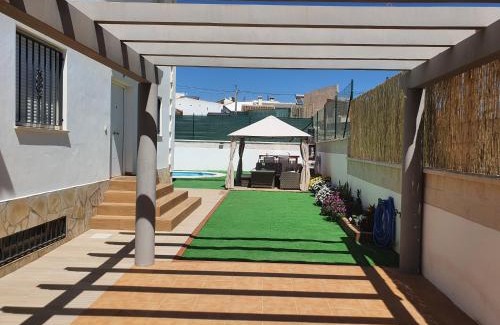 Velez-Malaga House | NIZA BEACH NIGHT AND DAY