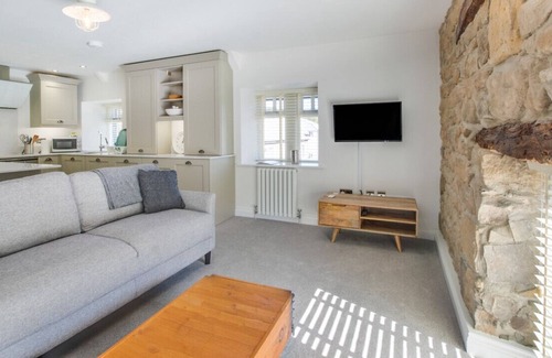 Rothbury Apartment | No.4 Tomlinson's Apartment