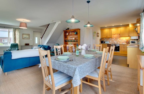 Beadnell Cottage | No 5 Longbeach Drive