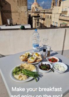 Floriana Apartment | No 60, 2nd floor, centrally located, fully equipped studio Apt