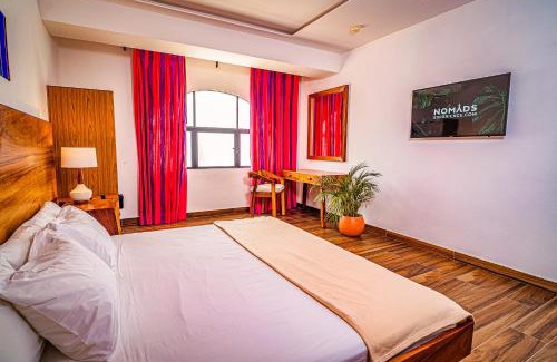 Downtown Cancun Hotel | Nomads Party Hotel