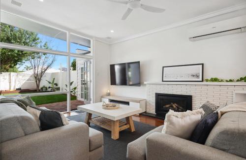 Scarborough House | NOR214 - Northstead Coastal Charm