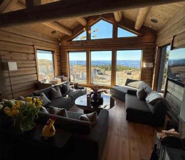 yer Ski Chalet | Nordic Gateway Logde