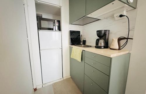 Kallio Apartment | Nordstay - Charming Studio in Trendy Location with Self Check-in