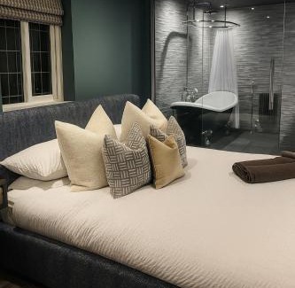 Bowness-on-Windermere Villa | North Cottage - A Stylish Family Retreat Once Owned by Beatrix Potter