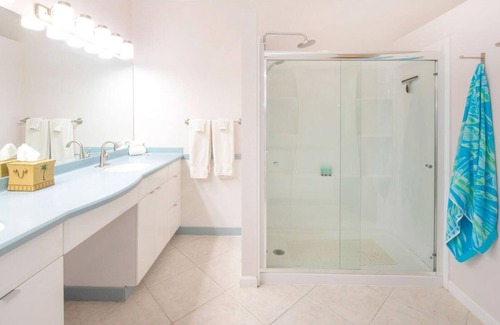 North Side House | Northern Lights 5 by Grand Cayman Villas & Condos
