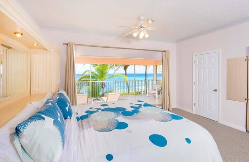 North Side House | Northern Lights 5 by Grand Cayman Villas & Condos