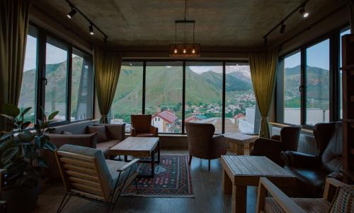 Stepantsminda Hotel | Northgate Hotel Kazbegi