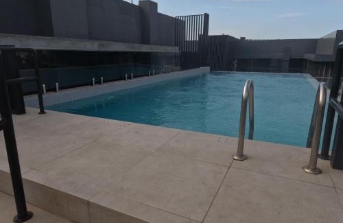 Roman Ridge Apartment | Nova luxe 2 Bed Executive Stay