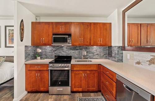 Napili Condo | NSC116 Spacious Studio Near Beach