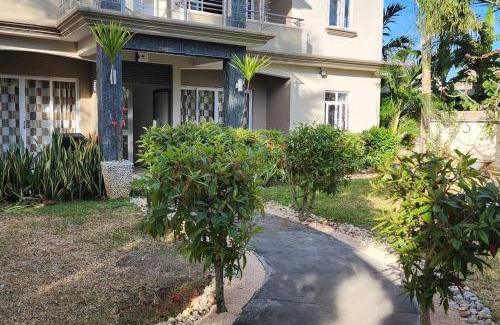 Pereybere Apartment | Number 8, 2nd Floor, Pebble Bay Apartments