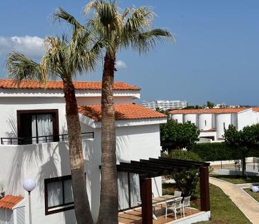 Cala'n Bosch Apartment | Nuramar Aparthotel