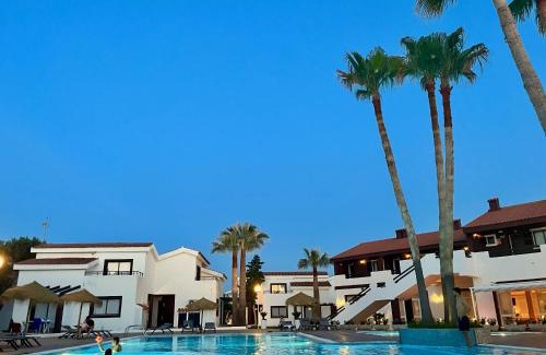 Cala'n Bosch Apartment | Nuramar Aparthotel