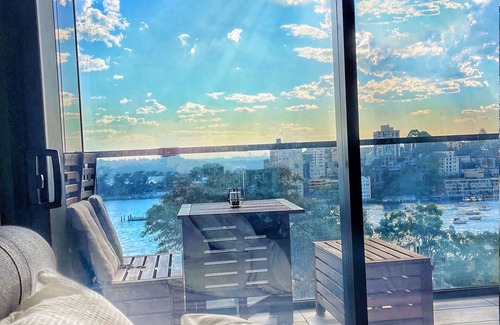 Milsons Point Apartment | NYEs Firework HarbourBr 2b2b