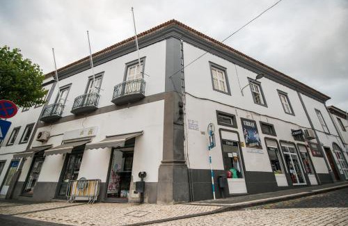 Ponta Delgada House | O Ateneu