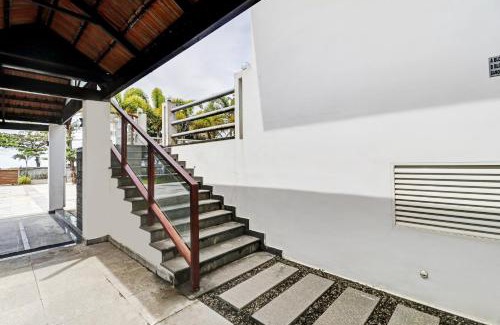 Vypin Hotel | OAK Edassery's Sealine Villa Stay